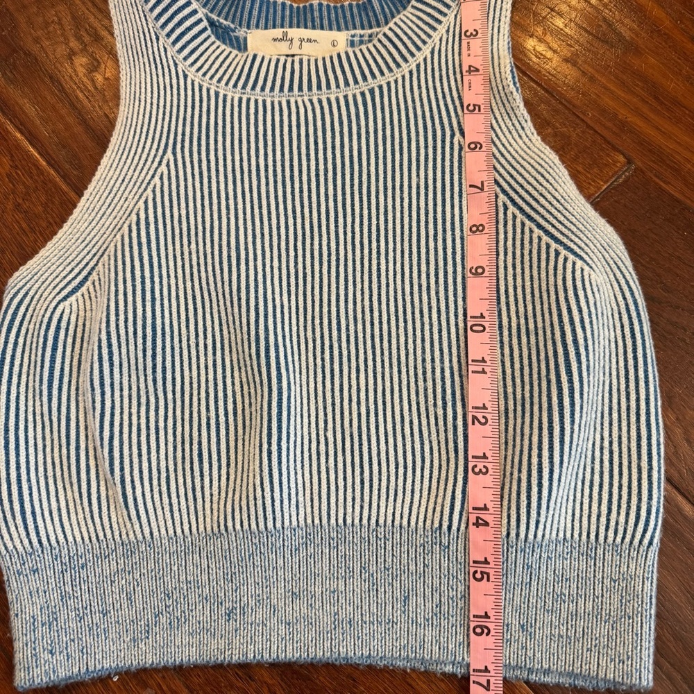 Molly Green Sleeveless Cropped Sweater Blue Motif - Picture 4 of 7